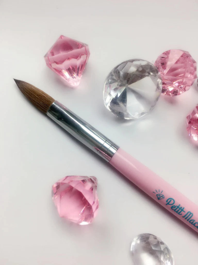 Coconut Petit Macaroon Nail Brush (size 14 acrylic kolinsky brush)